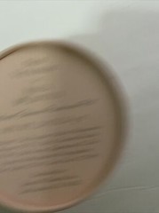 Jessica McClintock New Victorian￼ perfumed shimmer Body￼ powder with Puff .2.0oz