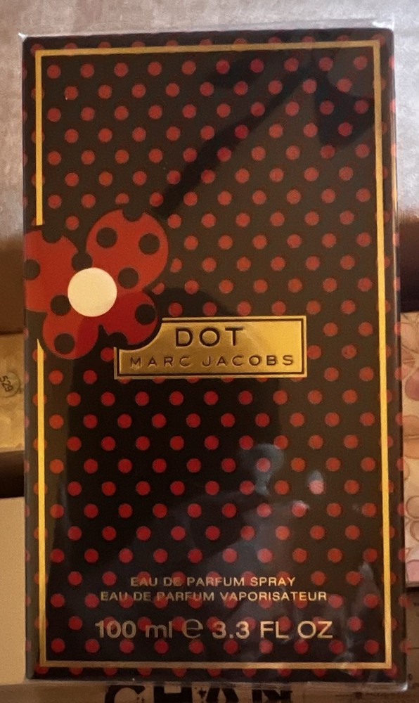 Marc Jacobs Dot Eau de Parfum Spray, Regular Size, 3.3 fl oz