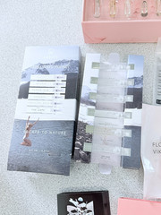 NEW LOT OF HIGH END PERFUME FRAGRANCE SAMPLE VIALS DISCONTINUED DISCOVERY SETS