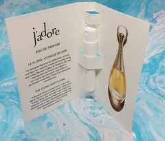 Sample size Dior J’adore Eau de Parfum Spray 0.03oz / 1ml Perfume Free Shipping