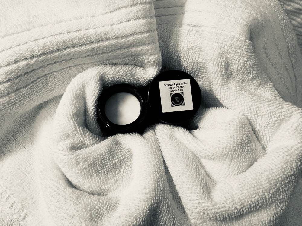 Scented Solids – Smokey Eyes at the End of the Bar