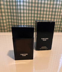 Tom Ford Noir EAU DE PARFUM 3.4 FL oz LIQ 100 ml