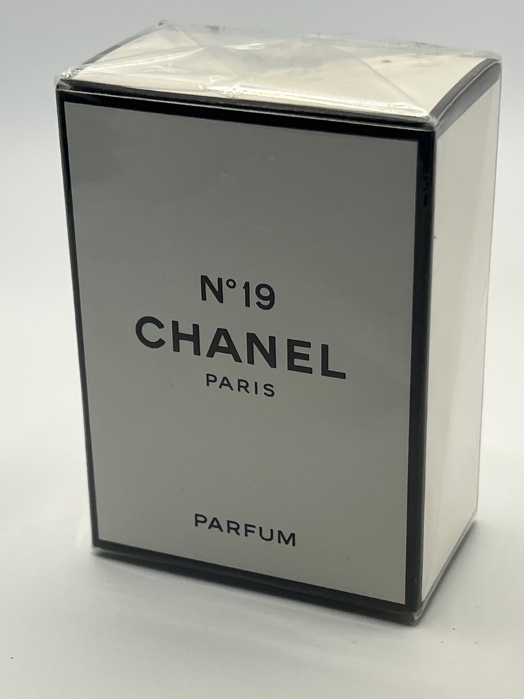 Chanel N°19 No 19 Parfum 14ml / 0.24fl.oz. Vintage Perfume 1985