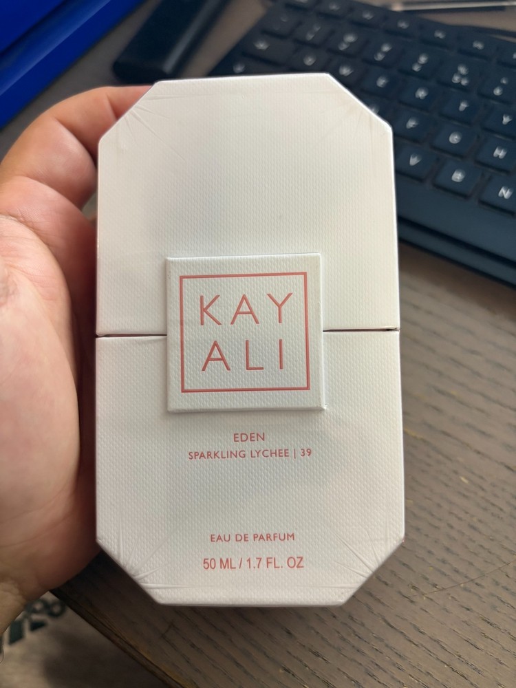 KAYALI EDEN SPARKLING LYCHEE / 39 EAU DE PARFUM 50ml/1.7 OZ.