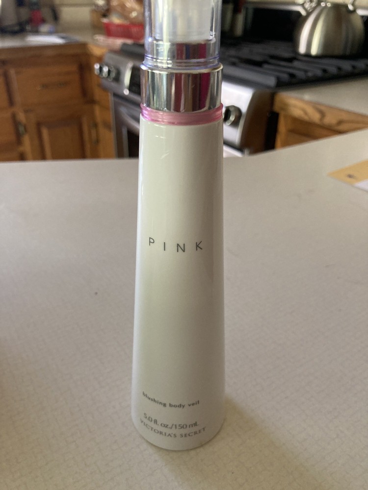 Victoria’s Secret Pink Blushing Body Veil Moisturizing Body Perfume Spray RARE