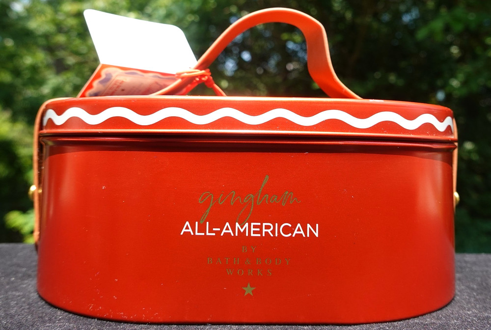 Bath & Body Works GINGHAM ALL-AMERICAN Eau de Parfum Spray 2.5 fl oz NEW in TIN