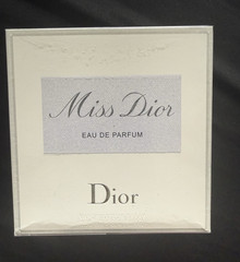 Dior Miss Dior Eau de Parfum Spray 3.4 fl oz / 100 ml Regular Size