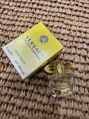 VERSACE Yellow Diamond Eau de Toilette for Women 0.17 oz / 5ml Miniature Bottle