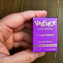 Versace Dylan Purple Pour Femme Eau de Parfum Spray Sample 0.17 fl oz