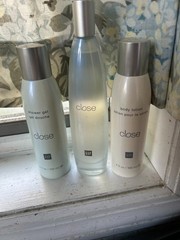 RARE HTF GAP “CLOSE” EDT SPRAY 2 FL OZ PLUS SHOWER GEL & BODY LOTION 4 FL OZ EA