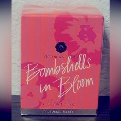 Victorias Secret Bombshells In Bloom 1.7 fl oz