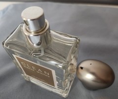 Clean White Woods 2.14 oz Eau De Parfum Spray (Unisex) by Clean