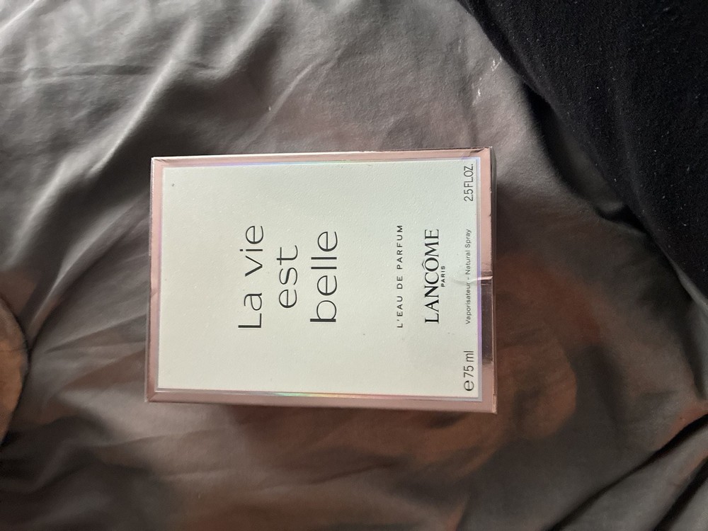 Lancôme La Vie Est Belle L’Eau de Parfum 75ml (2.5 fl. oz.) Natural Spray