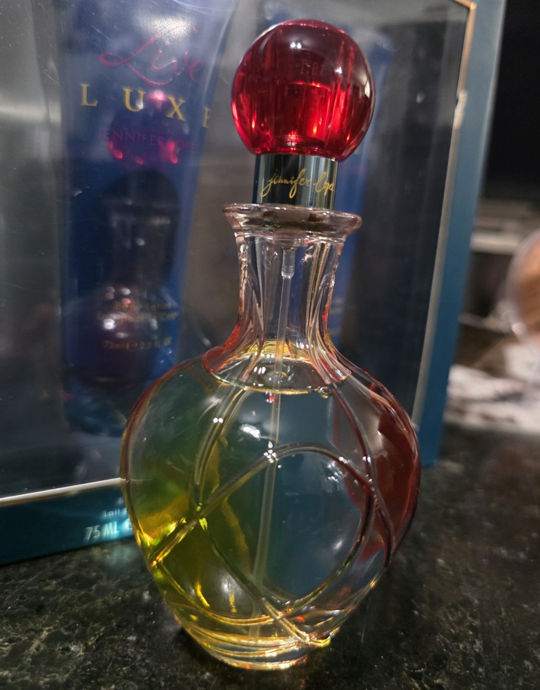 Jennifer Lopez Live Luxe Eau de Parfum Spray 3.4 fl oz Gift Set w/Lotion Gel