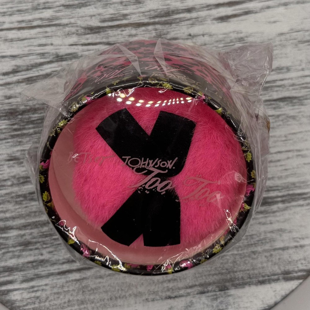 Betsey Johnson TOO TOO Shimmer Scented Fraganced Body Powder SEALED .53oz NEW