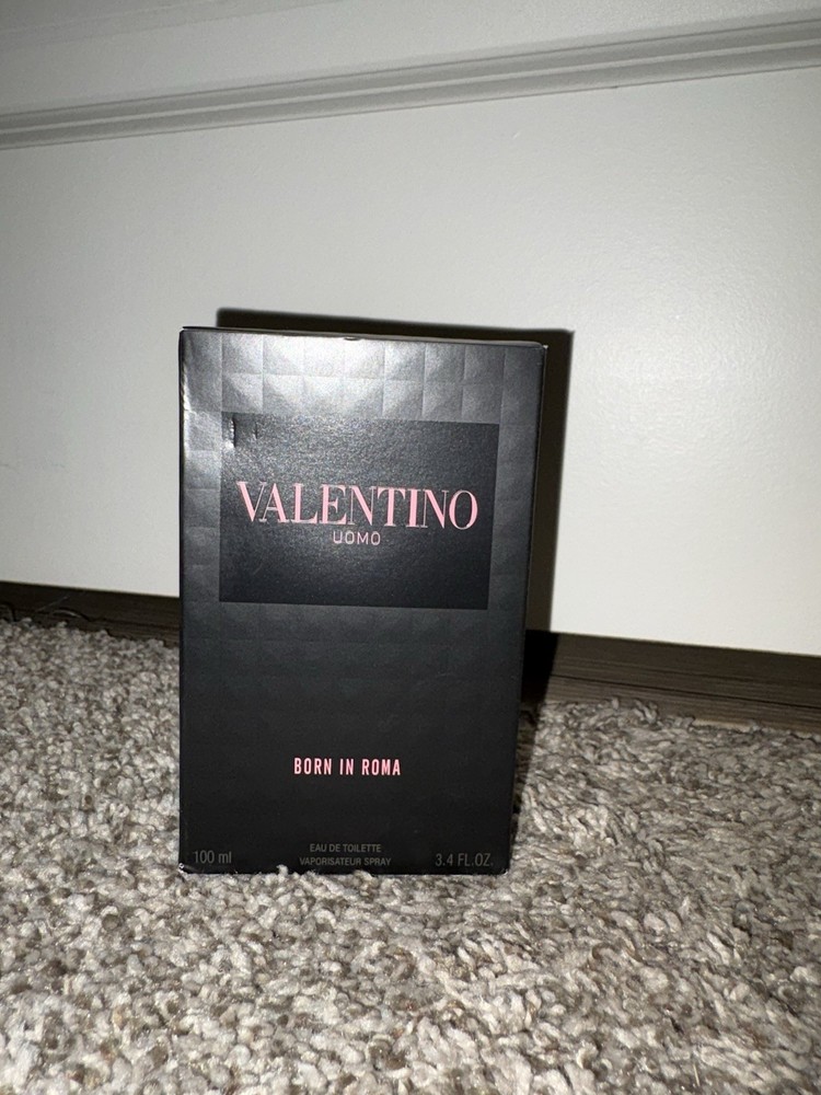 Valentino Uomo Born in Roma Eau de Toilette Spray, Regular Size 3.4 fl oz