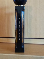 Open box LALIQUE NOIR PREMIER FLEUR UNIVERSELLE