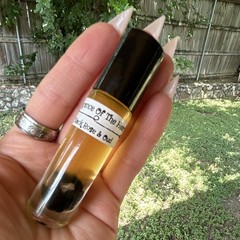 Elegance of the heart Black Rose & Oud Perfume Oil Rollerball