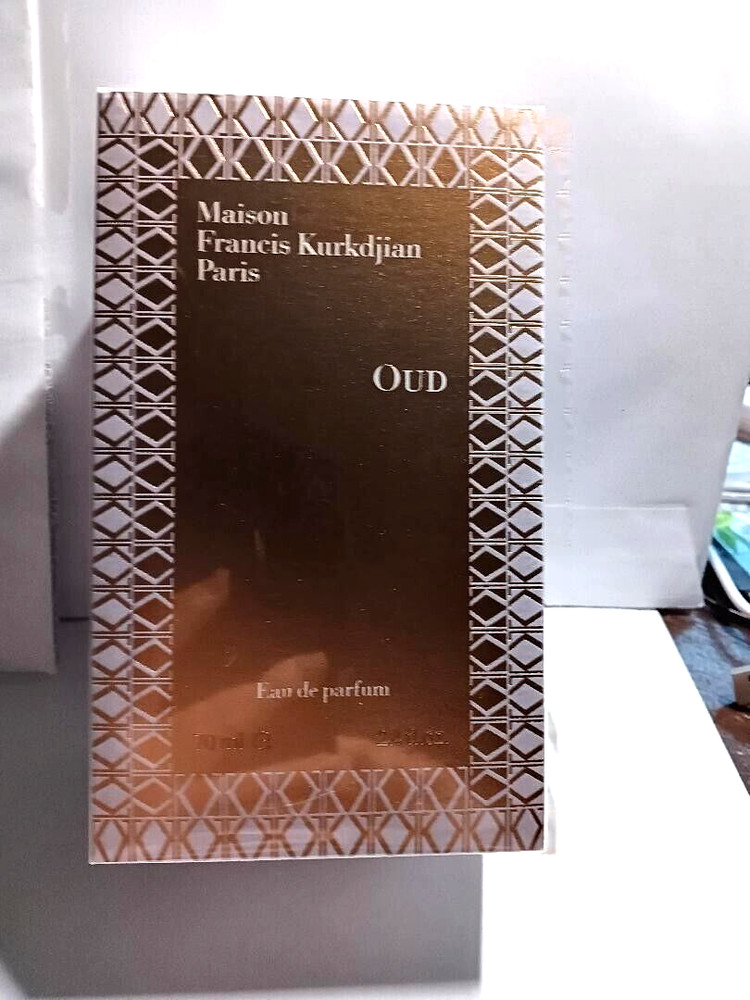 Maison Francis Kurkdjian OUD Paris 2.4 Oz / 70ml Eau de parfum Rare White Box