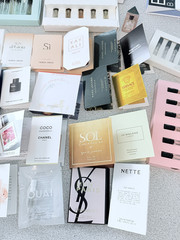 NEW LOT OF HIGH END PERFUME FRAGRANCE SAMPLE VIALS DISCONTINUED DISCOVERY SETS