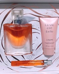 Lancome La Vie Est Belle 1.7 EAU Parfum 3 Piece Gift Box Set Lotion Travel Size