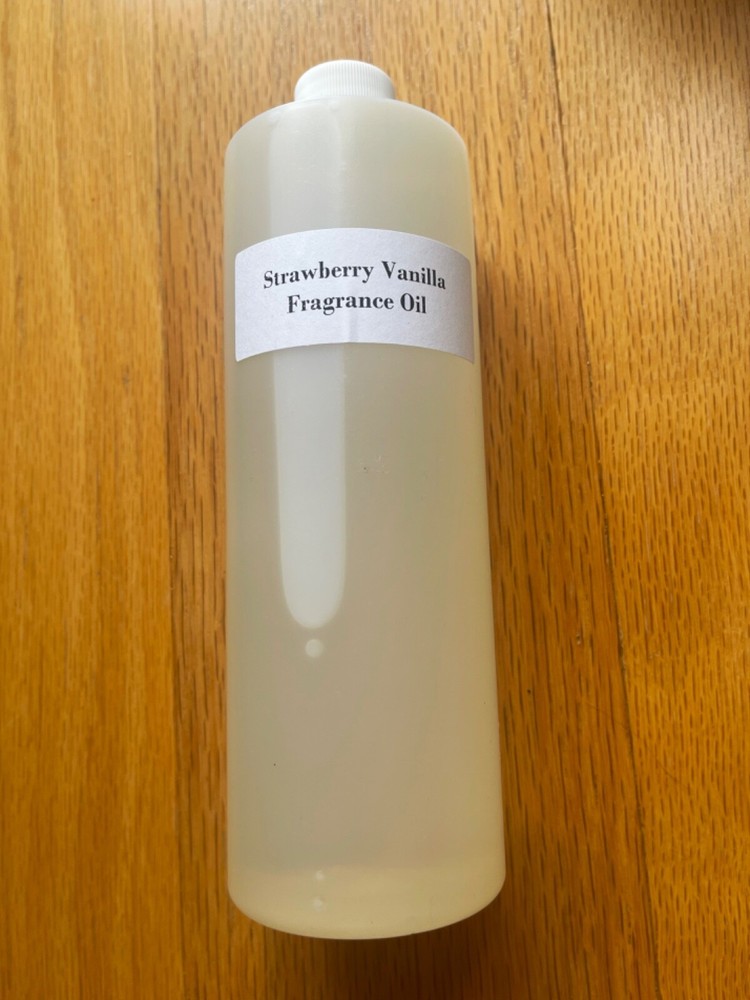 STRAWBERRY VANILLA Fragrance Oil – 16 oz