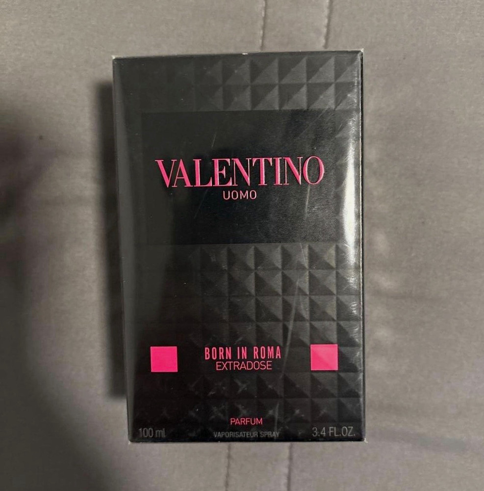 Valentino Uomo Born In Roma Extradose Parfum Spray, Regular Size 3.4 fl oz