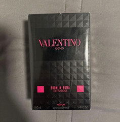 Valentino Uomo Born In Roma Extradose Parfum Spray, Regular Size 3.4 fl oz