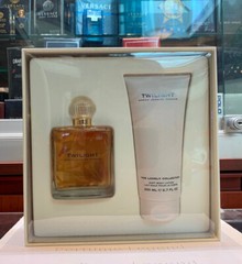 SARAH JESSICA PARKER LOVELY TWILIGHT SET 2.5 OZ EDP SPRAY, LOTION NIB SKU 4574