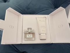 Christian Dior Miss Dior Gift Set. Hair Oil full size 30ml Women’s Fragrance