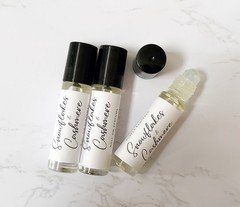 Snowflakes & Cashmere Roll on Perfume Oil 10 ml Bottle Strong Winter Fragrance