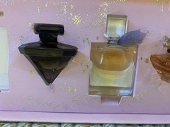 Lancome MINI Perfume Collection Holiday sampler 4 Piece Gift Set ( 1 missing )