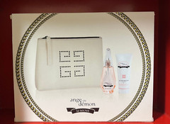 GIVENCHY ANGE OU DEMON LE SECRET 2PC SET 1.7 OZ EDP SPRAY+3.3 OZ BODY LOTION+BAG