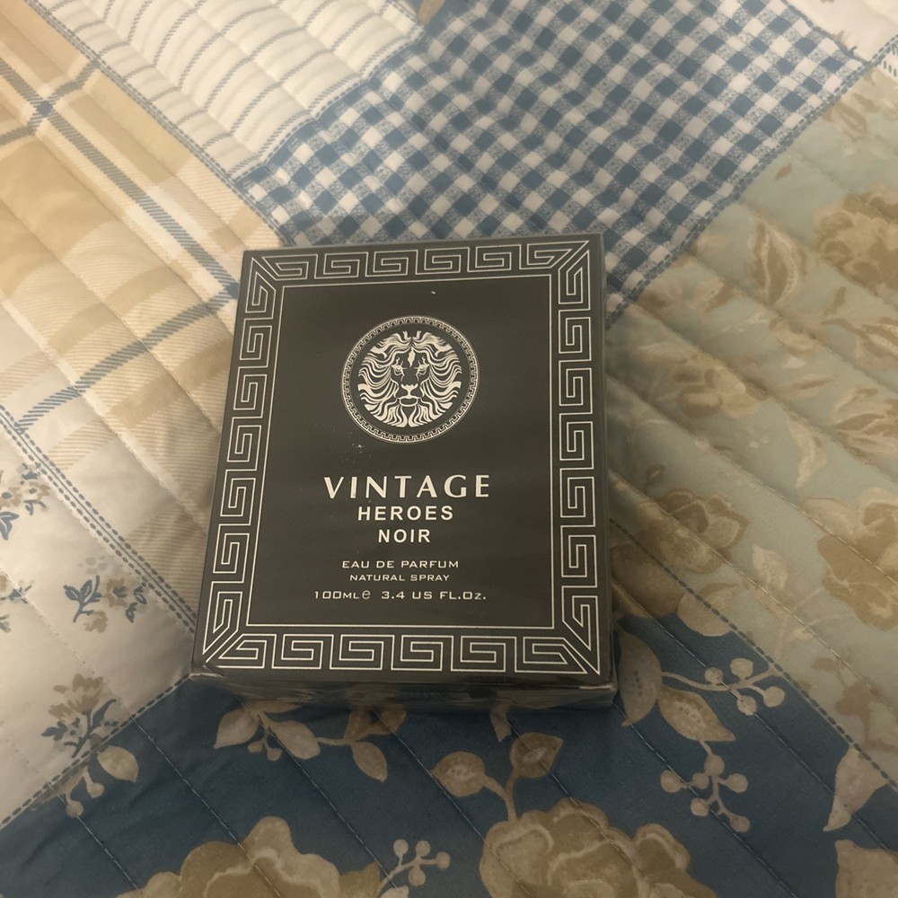 Vintage Heroes Noir Eau de Parfum Spray 100 ml / 3.4 US fl oz
