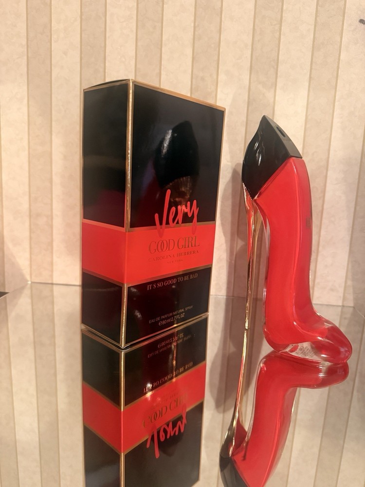 Carolina Herrera Very Good Girl Eau De Parfum Spray 2.7 fl oz