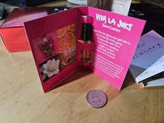 Macy’s ’s 18 Piece Favorite Scents Petfume Sampler Set For Her. New! #B2-2