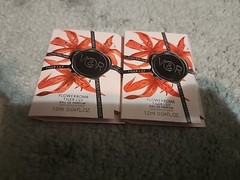2x FLOWERBOMB TIGER LILY VIKTOR & ROLF 0.04oz / 1.2ml ea EDP Spray Samples NEW