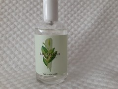 YVES ROCHER EAU FRAICHE The Vert 3.3 fl oz