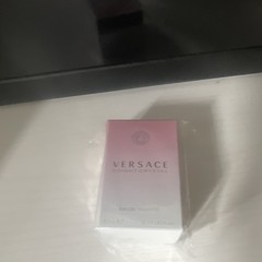 Versace Bright Crystal Eau de Toilette Spray Travel Size 0.17 fl oz