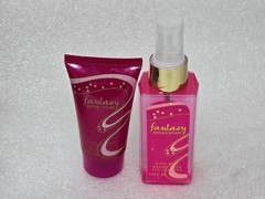 Fantasy Britney Spears Body Wash & Hair Fragrance Mist Set 1.7 Fl Oz & 3.4 Fl Oz