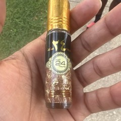 Ard Al Zaafaran Oud 24 Hours Oud Perfume Oil Roll-On Alcohol-Free 0.34 oz