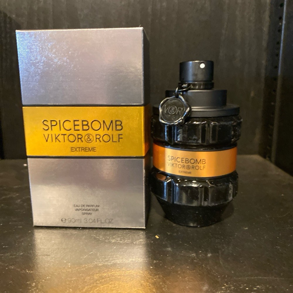 Viktor & Rolf Spicebomb Extreme 3oz Men’s Eau de Parfum – VR659706