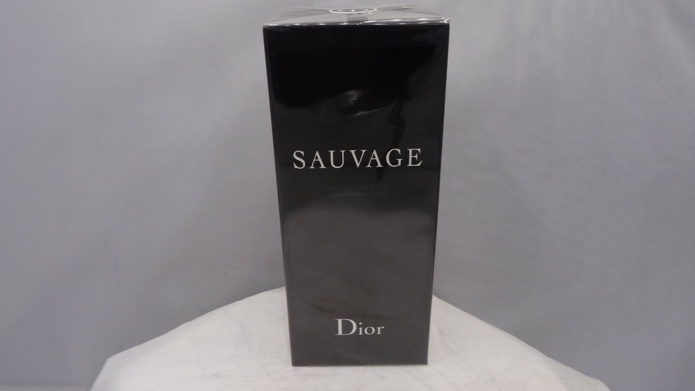Sauvage Cologne by Christian Dior 6.8.oz.EDT Spray for Men. NEW.