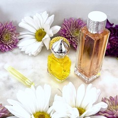 China Lily | Unisex Perfume Oil | Alcohol Free | Cruelty-Free Perfume