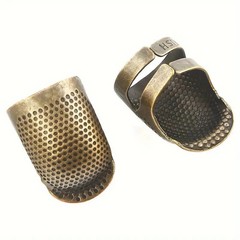 1Pcs Household Retro Sewing Thimble, Adjustable for DIY Crafts