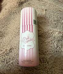 Pink Candy Pour Femme Eau de Parfum Spray Natural Spray 3.4 fl oz