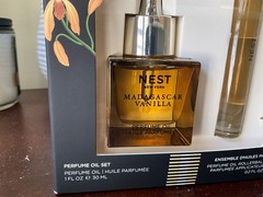 Nest Madagascar vanilla perfume oil set NEW AND SEALED, 1 fl oz and 0.2 fl oz