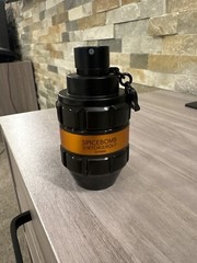 Viktor & Rolf Spicebomb Extreme 3oz Men’s Eau de Parfum – VR659706