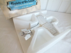Avon SPIRIT of ST LOUIS silver airplane Windjammer AFTER SHAVE NOS vtg 1970’s