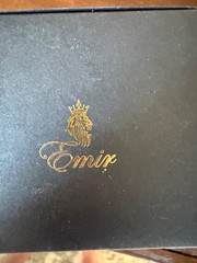 Identity Oud Crescent PARIS CORNER